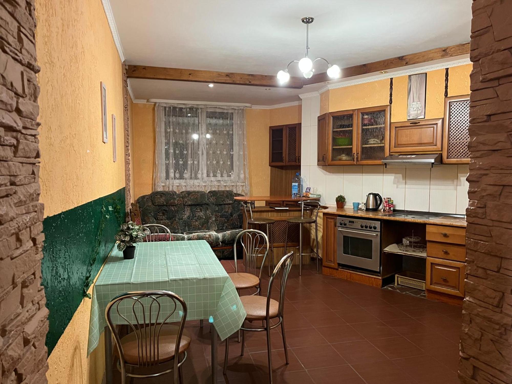 Ararat-Osokorki Hostel Kijev Kültér fotó